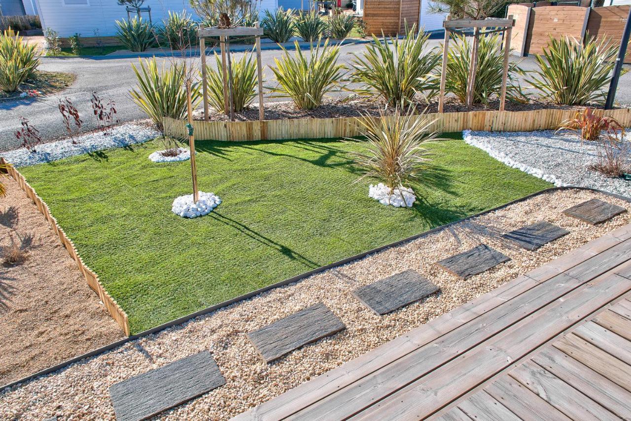 Joli Chalet Pour 6 - Domaine Avec Piscine Bretignolles-sur-Mer Exterior photo